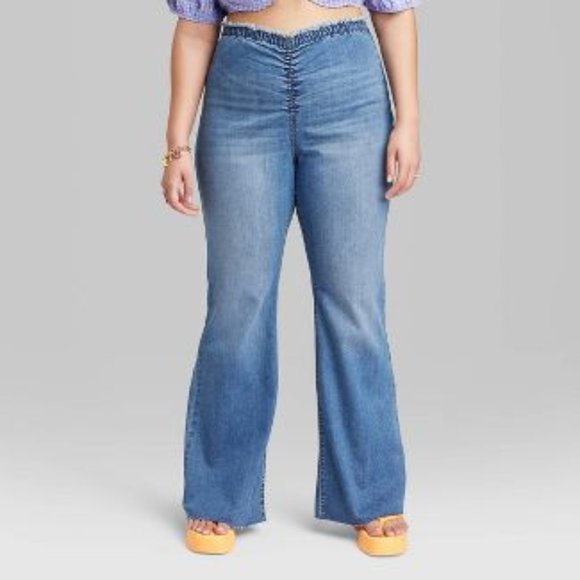 NWT - Women's Size 20 Mid-Rise Extreme Flare Pull-On Jeans - Wild Fable - Picture 1 of 3